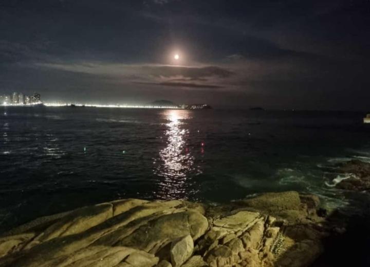 Cobertura Com Churrasqueira Propria E Wi-Fi Perto Da Praia - Excelente Para Familia E Amigos Guarujá Exteriér fotografie